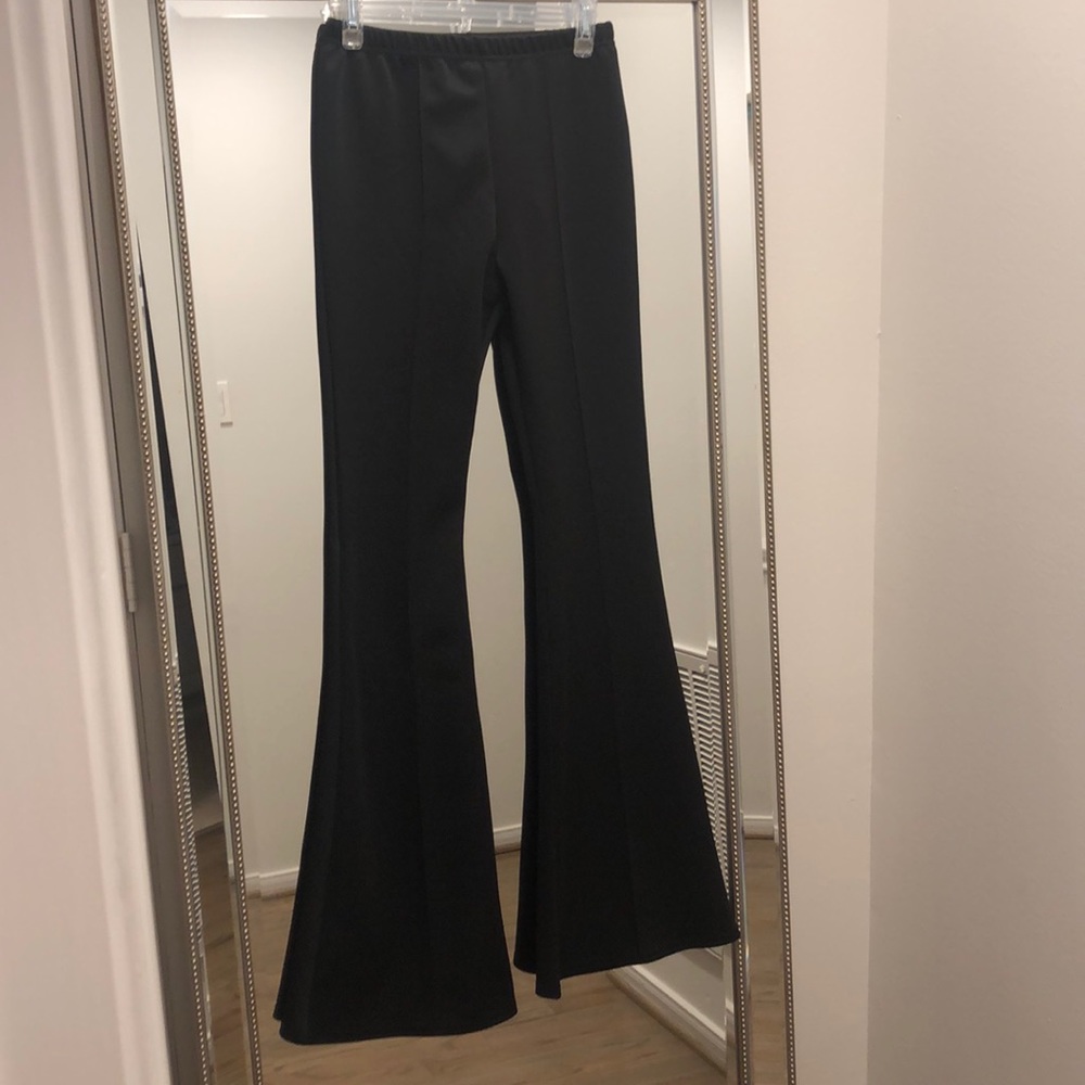 Women’s Pretty Little Thing wide leg pants